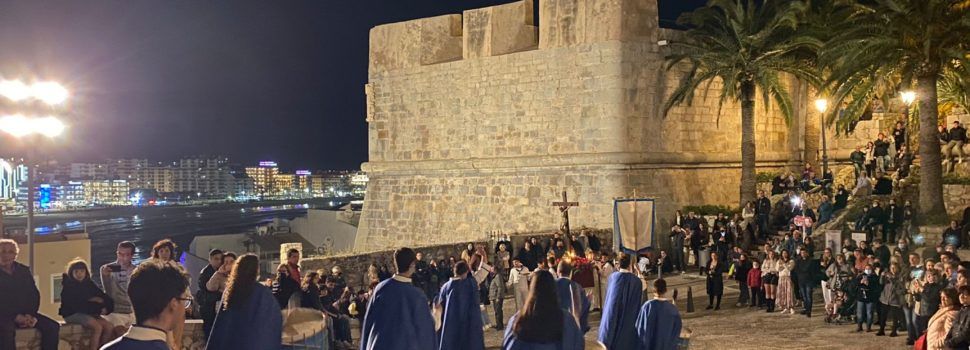 Peñíscola recupera la procesión del Jueves Santo por las calles empedradas de su ciudadela