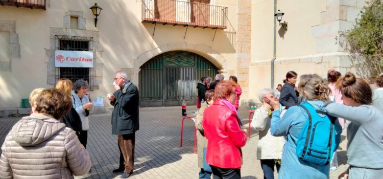 Quatre poblacions unides a l’ermita de Càlig en una jornada de formació de voluntaris de Cáritas