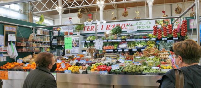 Ben Vist: Mercat de Vinaròs (IV) Bons aliments i verdures