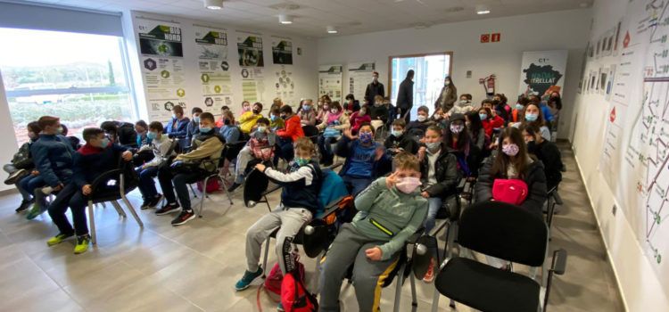 Els escolars de Vinaròs coneixen la planta de residus BIONORD