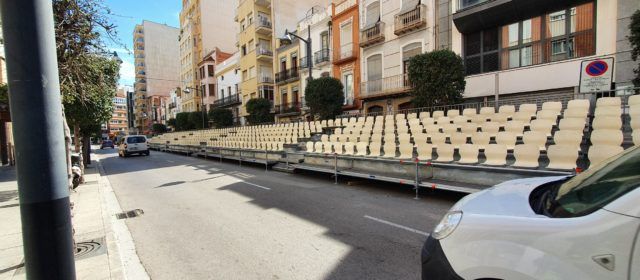 Imatges de les preparacions de les desfilades de Carnaval