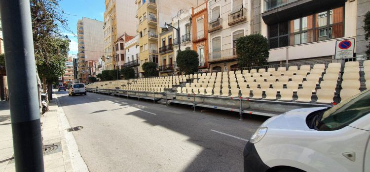 Imatges de les preparacions de les desfilades de Carnaval