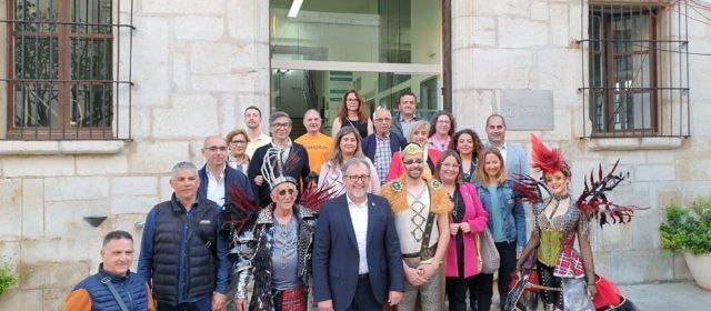 Primera desfilada de Carnaval: recepció d’autoritats