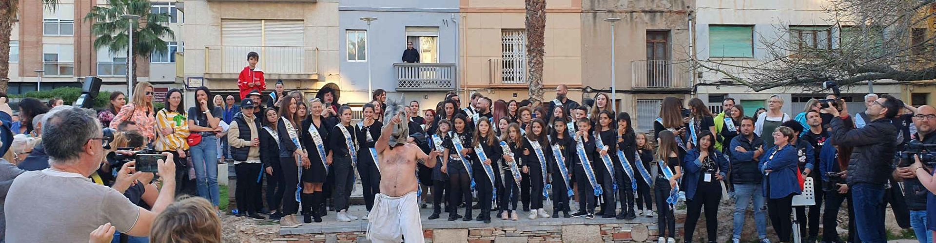 Videos: enterrament de la sardina i cremà del Carnestoltes del Carnaval