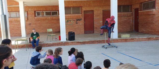 Contes del Gran Jordiet i amb Spiderman al col·le Assumpció