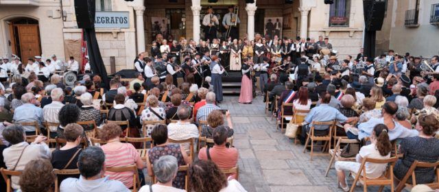 Èxit de participació a Amposta de la catorzena edició de la Festa del Mercat a la Plaça