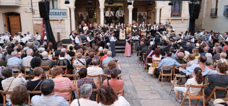 Èxit de participació a Amposta de la catorzena edició de la Festa del Mercat a la Plaça