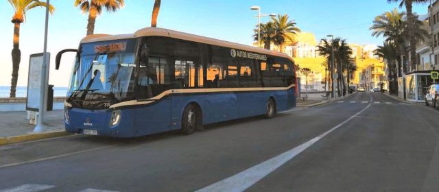 VOX Peñíscola solicita la ampliación del horario nocturno del bus interurbano
