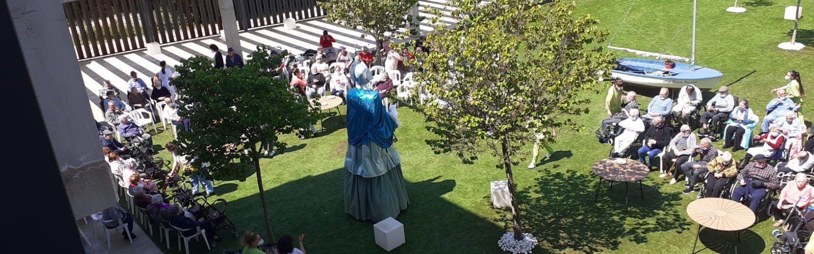 Visita de Carnestoltes a la residència Onacare