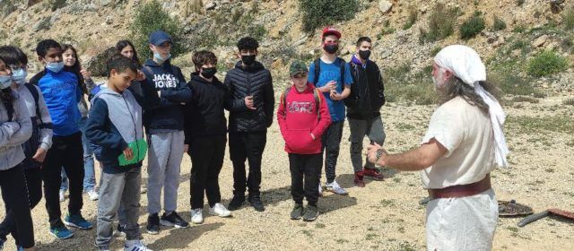 Alumnat de 1r d’ESO de l’IES Joan Coromines visita el “Puig de la Nau”