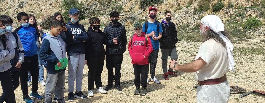 Alumnat de 1r d’ESO de l’IES Joan Coromines visita el “Puig de la Nau”