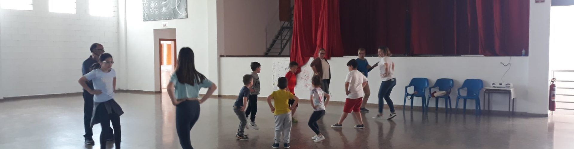El Ayuntamiento de Sant Jordi recupera la tradición de la danza y la música en el pueblo con las primeras clases