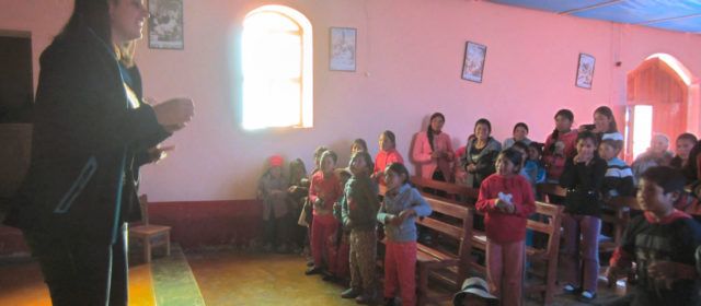Dos vinarossencs, al Perú ajudant xiquets en perill d’exclusió social