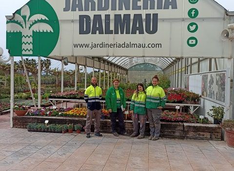 L’alumnat de Et Formem Vinaròs visita els vivers de Jardineria Dalmau