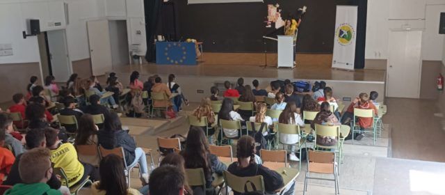 Xerrada sobre futbol femení a l’IES Leopoldo Querol