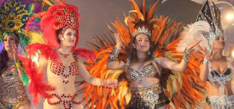 Les 31 reines i reis del Carnaval 2022, amb la seua disfressa