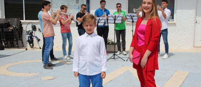 “La Alianza” nos presenta a su dama y cavaller infantil para las fiestas de San Juan y San Pedro
