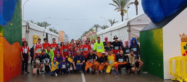 Vídeos i fotos: carrera de disfresses del Carnaval