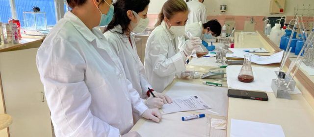 L’IES Vilaplana amplia la seua oferta formativa amb el cicle de Grau Mitjà de Farmàcia i Parafarmàcia