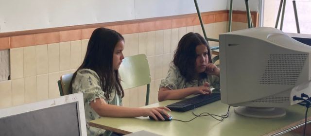 Peníscola participa en la final de la competició de robòtica virtual i educativa CoderZLeague