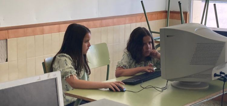 Peníscola participa en la final de la competició de robòtica virtual i educativa CoderZLeague