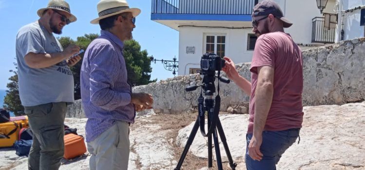El Ayuntamiento de Peñíscola comienza el estudio de los grafitos navales para su restauración y protección