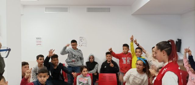 Mona de xocolate per a l’alumnat de Creu Roja