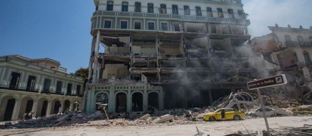 Un vinarocense recuerda su estancia en el siniestrado hotel cubano
