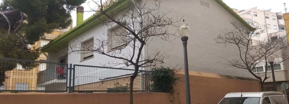 L’Ajuntament realitza tasques de millora de les façanes dels edificis públics