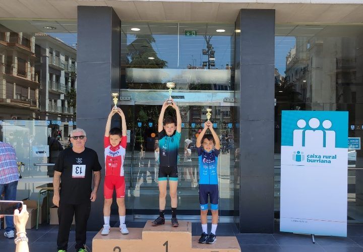 Participació vinarossenca en la sisena prova d’escoles de ciclisme a Borriana