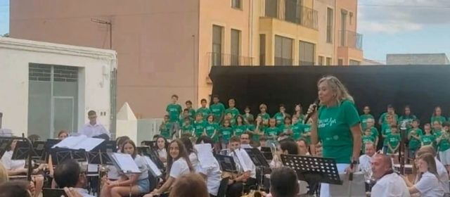 Gran concert de “L’escola Canta” amb tot l’alumnat de Primària de Salzadella, Tírig i Xert i la banda xertolina