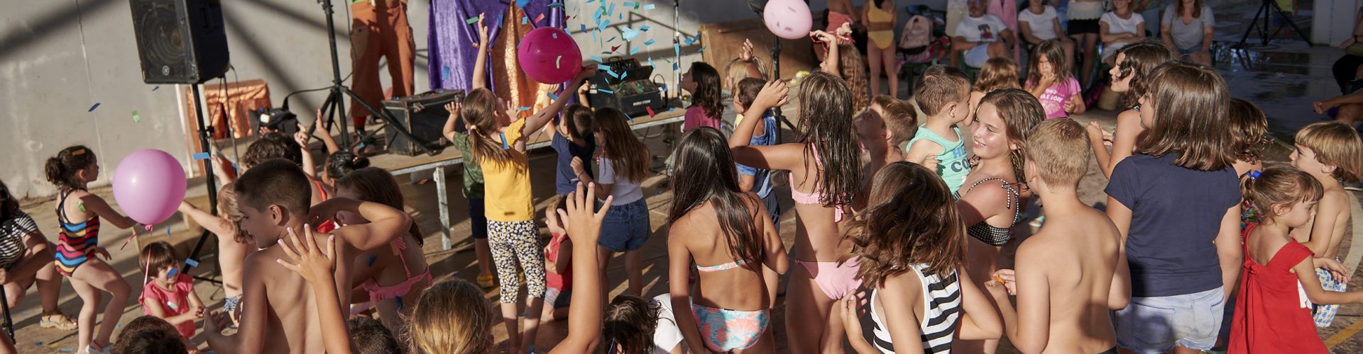 La festa dels superherois i superheroïnes aplega 1.000 infants i joves