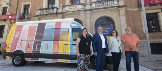 La Diputació de Castelló posa en marxa el nou Bibliobús que permetrà duplicar les rutes i acostar la lectura a més municipis