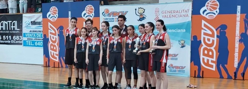 Las infantiles del CB Gil Comes Vinaròs, subcampeonas autonómicas