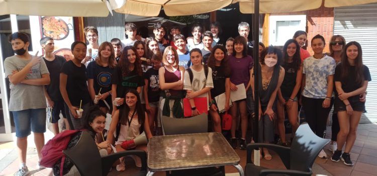 IES Joan Coromines: “El poeta baixa al poble”