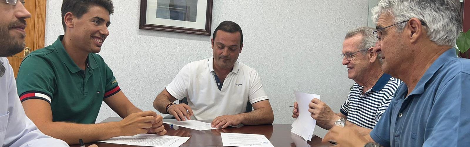 El Ayuntamiento de Peñíscola y el Centro de Iniciativas Culturales firman un convenio de colaboración para fomentar la promoción cultural del municipio