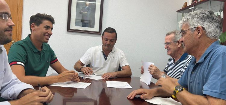 El Ayuntamiento de Peñíscola y el Centro de Iniciativas Culturales firman un convenio de colaboración para fomentar la promoción cultural del municipio
