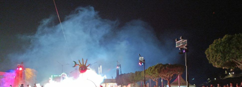 Peñíscola da la bienvenida al verano con “El Foc del Mar”