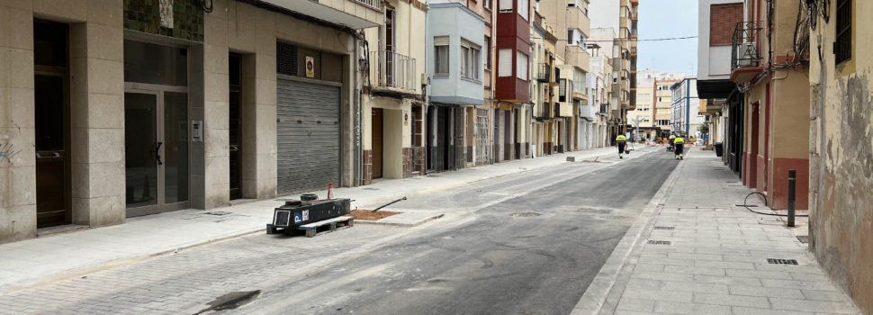 Reobertura al trànsit del carrer de S.Magdalena i prompte el carrer Camaraes