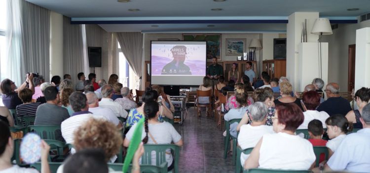 Èxit d’assistència a l’estrena del documental ‘Arrels de Mar’ a les Cases d’Alcanar