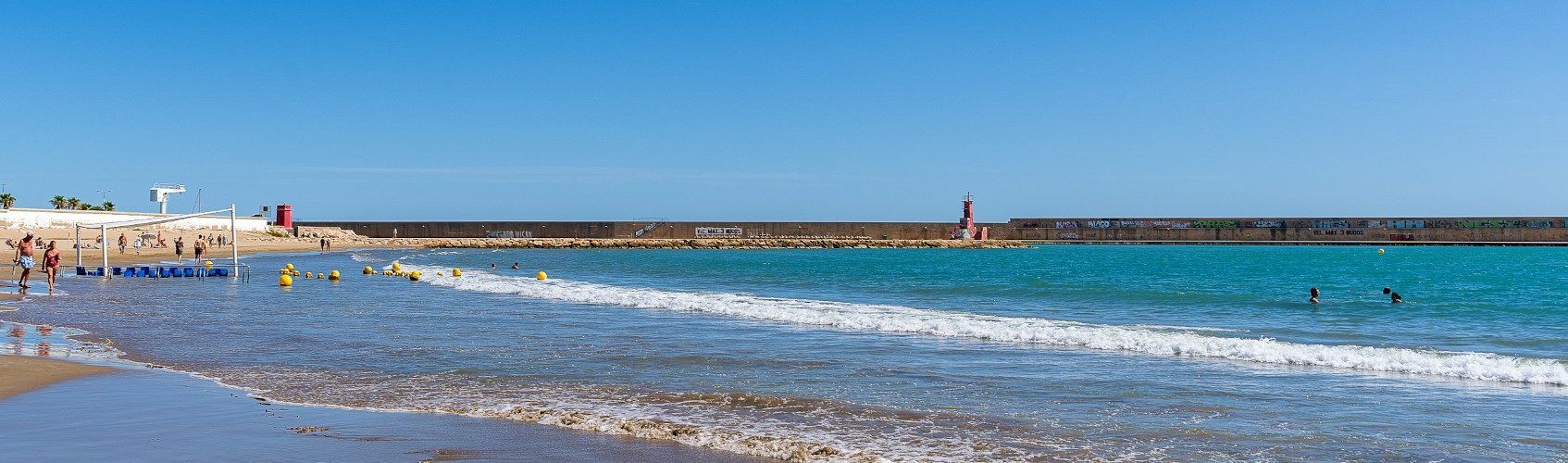 S’adjudica el servei d’abalisament de les platges de Benicarló per 12.098,79 euros