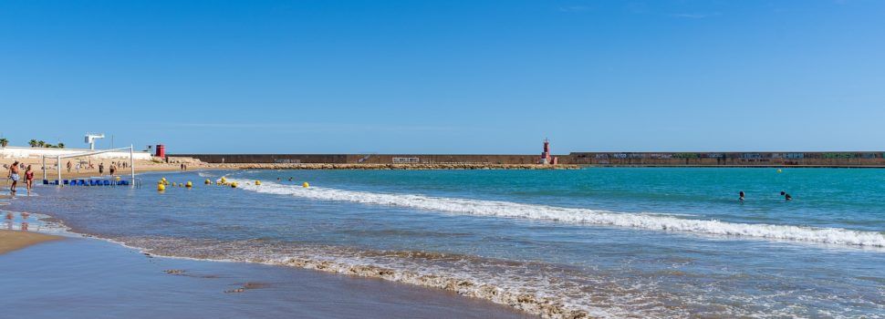 S’adjudica el servei d’abalisament de les platges de Benicarló per 12.098,79 euros