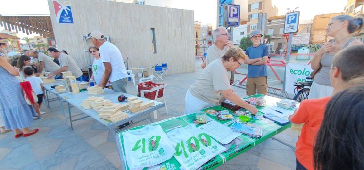 Construint caixes niu al passeig de Vinaròs