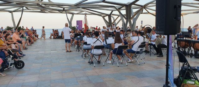 Actuació de les bandes infantil i juvenil de La Alianza