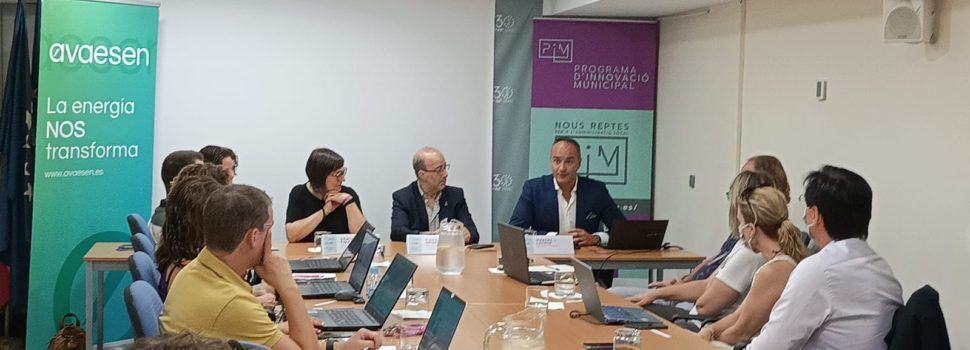 El Consell presentan ante 11 ayuntamientos, uno de ellos Vinaròs, la herramienta gratuita que permite medir el grado de innovación de los municipios 