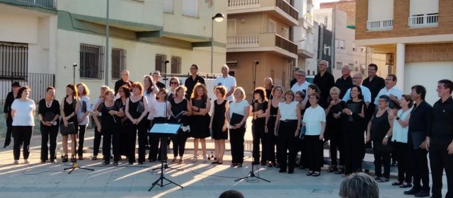 Concert a les Cases amb els cors Iúbilo d’Alcanar i Sant Marc de Xert