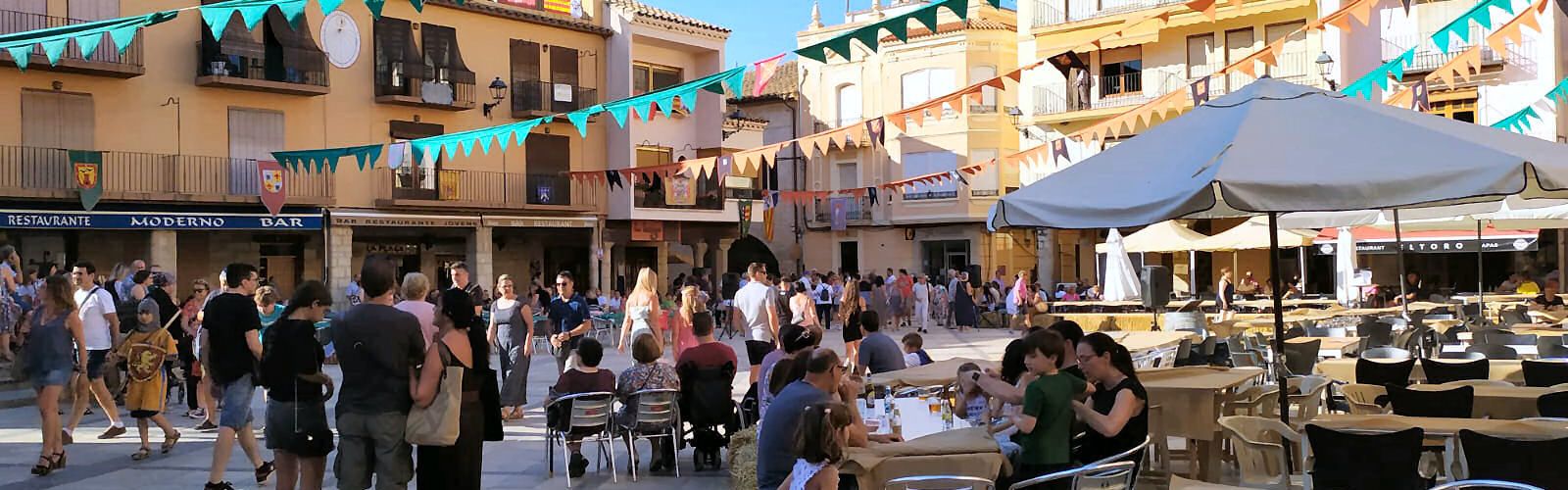 Vídeo i fotos del IX Mercat Medieval de Sant Mateu