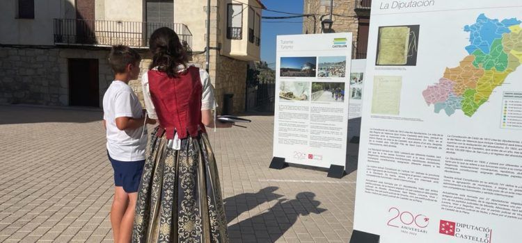 El jardí de la Cooperativa Agrícola Sant Isidre de Benicarló estrena enllumenat