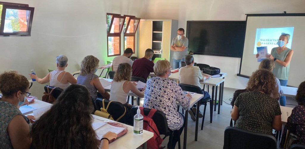 El ple de l’Ajuntament d’Ulldecona aprova la plantilla de personal incorporant els treballadors/es de la residència municipal