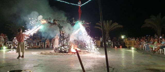 Els Visitants oferí la seua “Olea” al passeig de Vinaròs